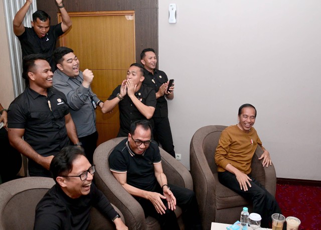 Presiden Jokowi Nobar Timnas Indonesia vs Vietnam Foto: Biro Pers Sekretariat Presiden
