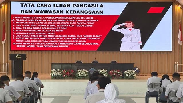Suasana Tes Wawasan Kebangsaan pada seleksi Paskibraka 2024 di Kabupaten Sitaro.