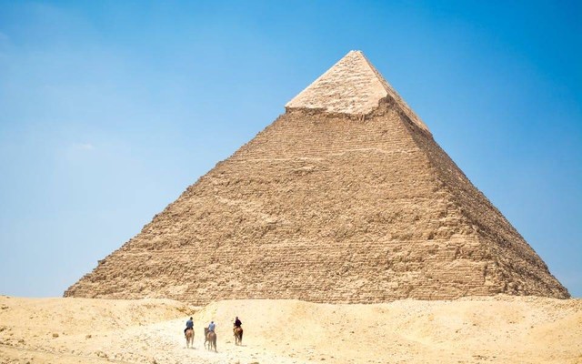 Ilustrasi pembangunan piramida mesir. Sumber: Mouad Mabrouk/pexels.com
