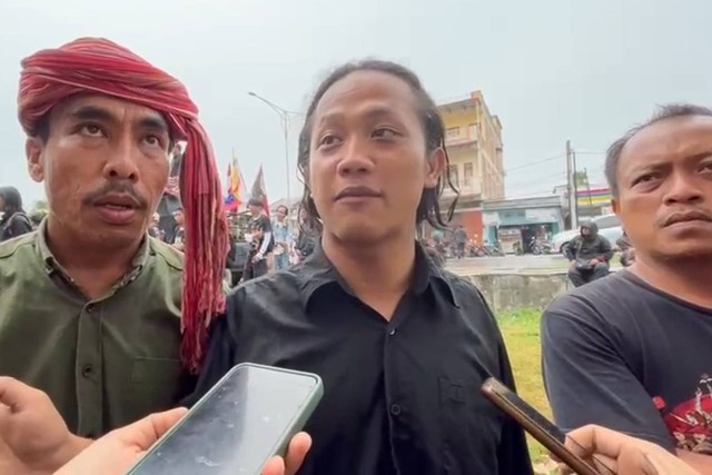 Cerita Nicolaus diseret masuk ke polda sumut saat demo. Foto: Tri Vosa Fabiola Ginting/kumparan