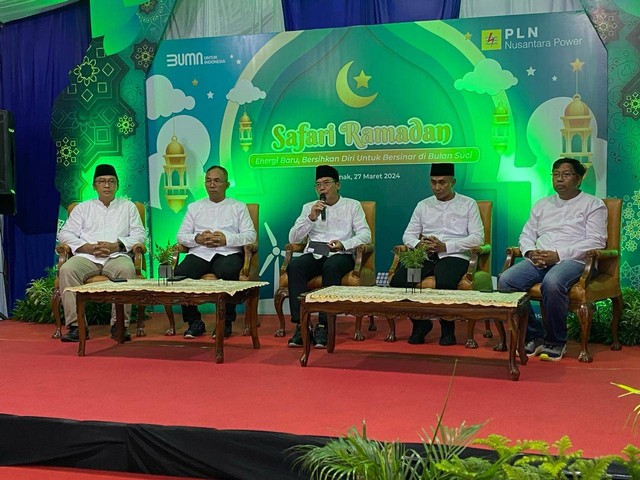 Direksi PLN Nusantara Power dan UPDK Kapuas menggelar safari Ramadan di Pontianak. Foto: Yulia Ramadhiyanti/Hi!Pontianak