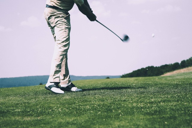 Ilustrasi: Cara Memulai Bermain Golf dengan Benar. Sumber: Markus Spiske/Pexels.com