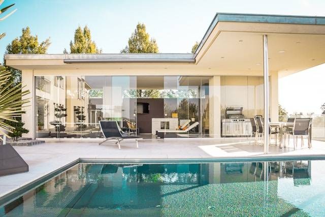 Villa di Bali 5 Kamar. Foto hanya ilustrasi bukan tempat sebenarnya. Sumber foto: Unsplash.com/Florian Schmidinger