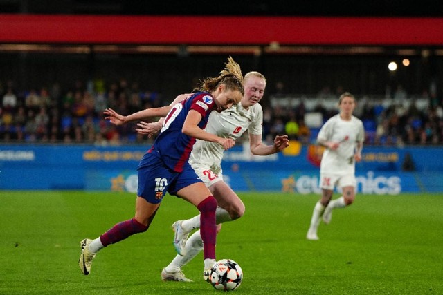 Barcelona menang 3-1 atas Brann di leg kedua perempat final Liga Champions Wanita 2023/24. Foto: PAU BARRENA / AFP