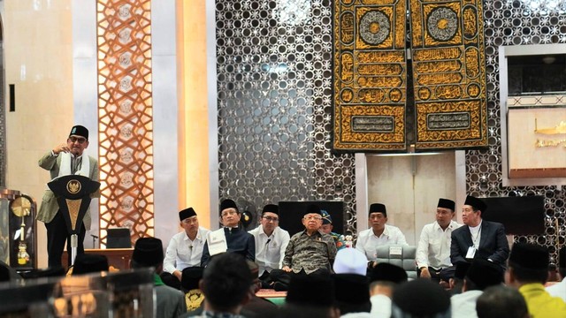 Indonesia Quran Hours mengajak umat Islam kembali kepada Al-Quran, dalam kegiatan Indonesia Quran Hours yang diadakan di Masjid Istiqlal, Jakarta. Foto: istimewa