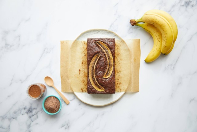 Ilustrasi cara buat roti pisang. Foto: Unsplash/American Heritage Chocolate