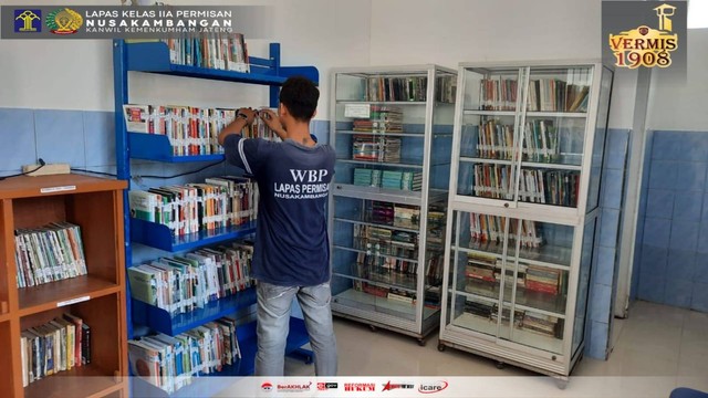 Tingkatkan Pengetahuan Wbp Lapas Permisan Miliki Perpustakaan Kumparan Com