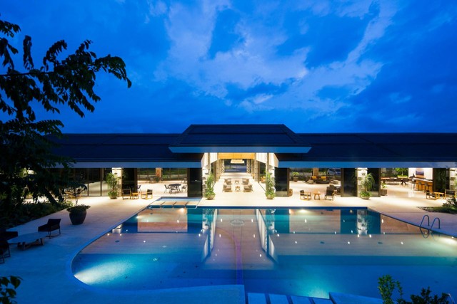 hotel dengan family room di Bali. Foto hanya ilustrasi, bukan tempat sebenarnya. Sumber: Unsplash/fernando alvarez rodriguez