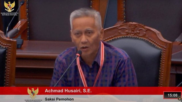 Keterangan Achmad Huasiri, saksi fakta AMIN di Sampang. Foto: Youtube/Mahkamah Konstitusi RI