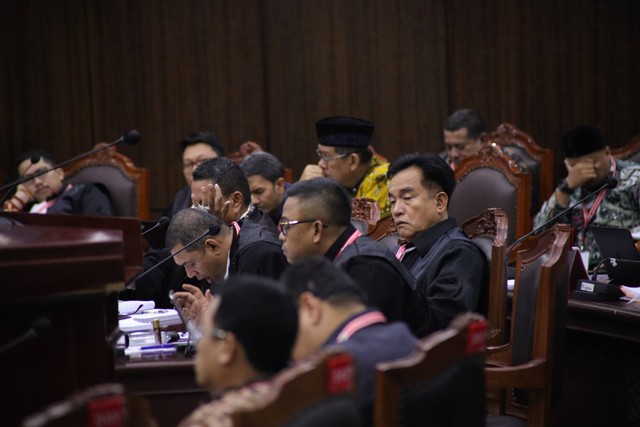 Sidang lanjutan sengketa hasil Pilpres 2024 di Mahkamah Konstitusi, Jakarta, Selasa (2/4/2024). Foto: Jamal Ramadhan/kumparan