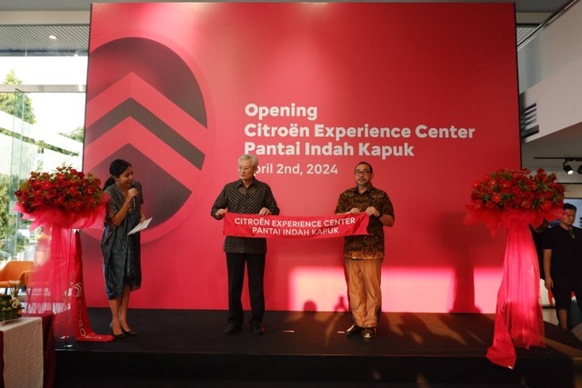 Peresmian Citroen Experience Center di PIK, Jakarta Utara, Selasa (2/4/2024). Foto: Citroen