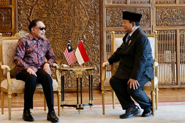 Prabowo Subianto bertemu dengan PM Malaysia Anwar Ibrahim, Kamis (4/4/2024) Foto: Dok Tim Prabowo