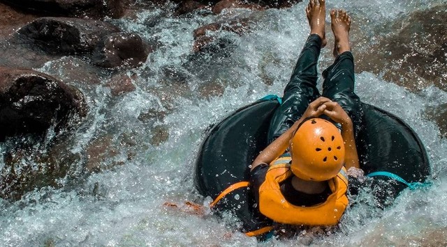 Foto Hanya Ilustrasi Tempat Wisata Outbound di Lembang Bandung, Bukan Tempat Sebenarnya. Sumber Unsplash/Ricky Mulki