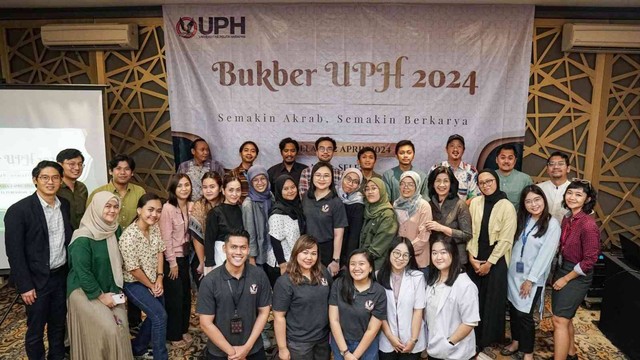 Universitas Pelita Harapan (UPH) mengundang jurnalis dari berbagai media massa nasional untuk berbuka puasa bersama di Favehotel Puri Indah, Jakarta Barat, pada Selasa, 2 April 2024.