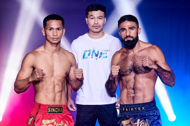 Superbon (kiri) akan menghadapi Marat Grigorian dalam laga perebutat sabuk Juara Dunia interim ONE Featherweight Kickboxing. Foto: ONE Championship