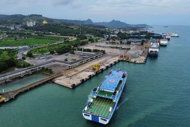 Pelabuhan Bakauheni, Lampung | Foto: Roza Hariqo / Lampung Geh