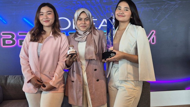 Tim Maya, pemenang L'Oreal Brandstorm Indonesia 2024 akan melaju ke final internasional di London. Foto: Hutri Dirga/kumparan