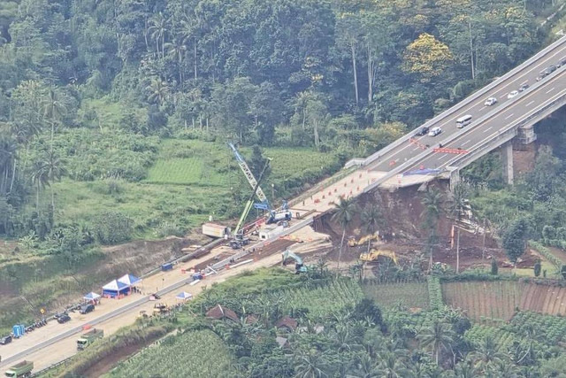 Pantauan udara Tol Bocimi dan Tol Cipali, Senin (8/4/2024) Foto: Dok NTMC Polri