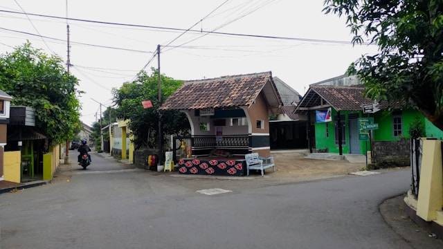 Wisata Kampung Nglarang Sidoarum. Foto hanyalah ilustrasi, bukan tempat yang sebenarnya. Sumber: Unsplash/Inna Safa