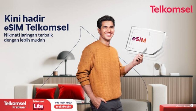 Saat membeli eSIM Telkomsel, para pelanggan bisa memilih sendiri nomor telepon sesuai preferensi pribadi. Foto: dok. Telkomsel