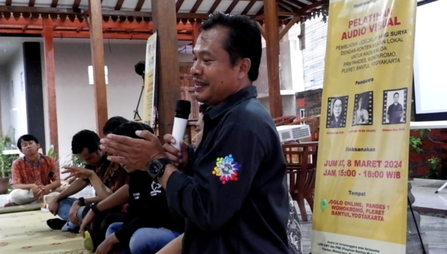 Pelatihan Kreatif: Dosen UMY Ajarkan Produksi Video Klip Lagu Mars Sang Surya 