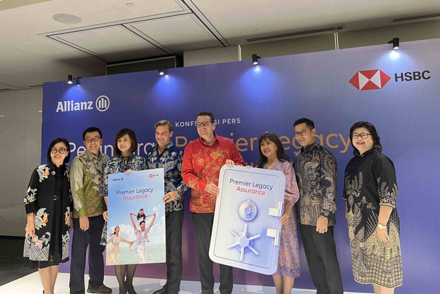 PT Asuransi Allianz Life Indonesia (Allianz Life) dan PT Bank HSBC Indonesia (Bank HSBC) meluncurkan Premier Legacy Assurance, Kamis (18/4/2024).  Foto: Ghinaa Rahmatika/kumparan