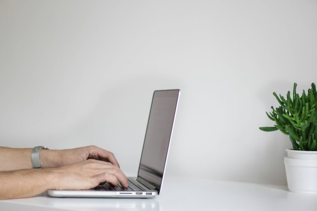 SIM-PAKIn adalah Sistem Informasi Manajemen Penyesuaian Angka Kredit Integrasi. Foto: Unsplash.com