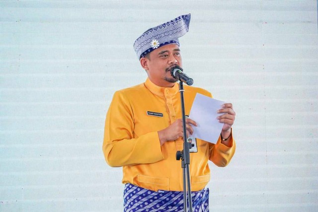 Wali Kota Medan Bobby Nasution saat Peluncuran Proyek Mastran BRT Mebidang di eks Terminal Amplas, Kota Medan, pada Jumat (19/4/2024) Foto: Dok Pemko Medan