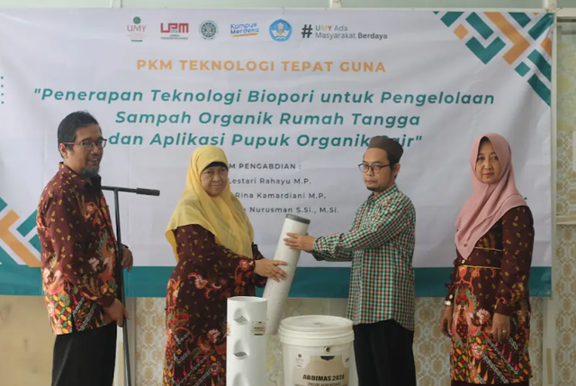 Pelatihan Pembuatan Biopori: Langkah Efektif Mengurangi Sampah Rumah ...