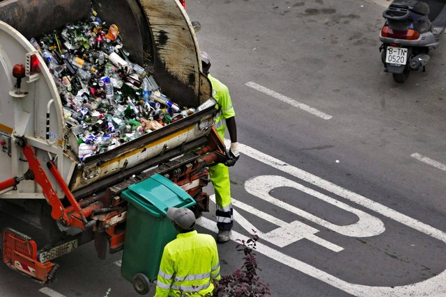 Mengapa Sampah Harus Ditangani, Sumber Unsplash Zibik