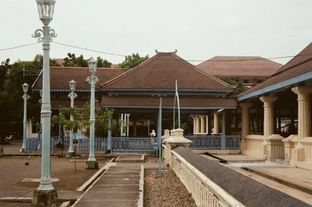 Ilustrasi keruntuhan kerajaan cirebon islam, sumber foto: JJJ Jouuun by pexels.com