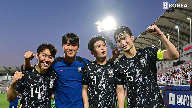 Para pemain Timnas Korea Selatan (Korsel) U-23 usai lakoni laga fase grup Piala Asia U-23. Foto: Instagram @thekfa