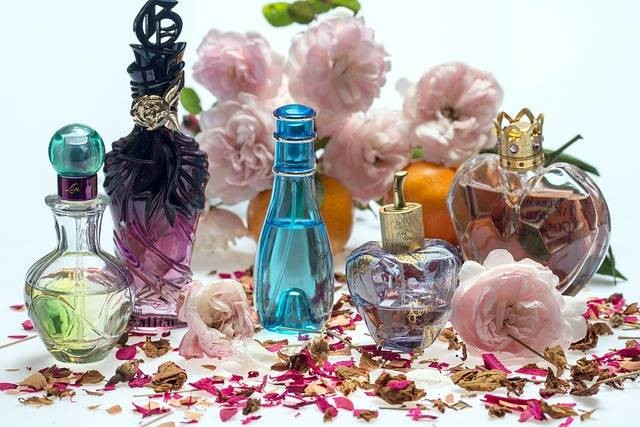 Ilustrasi jenis bahan parfum. Sumber: pixabay