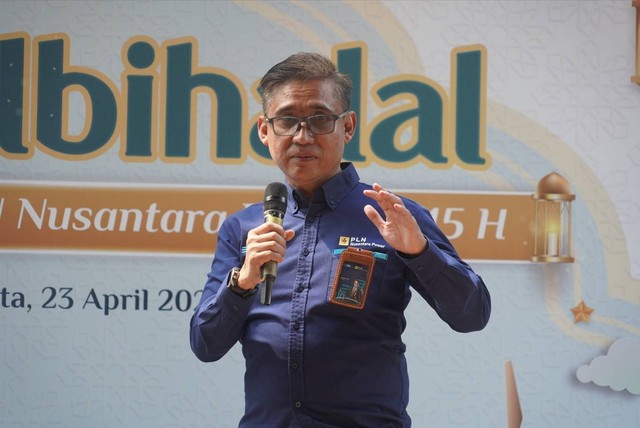 Direktur Management Human Capital and Administrasi PLN Nusantara Power, Karyawan Aji, dalam acara Halalbihalal PLN NP di Jakarta, Selasa (23/4). Foto: PLN NP