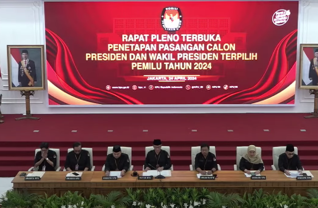 Rapat pleno terbuka penetapan pasangan capres-cawapres terpilih Pemilu 2024 di gedung KPU, Jakarta, Rabu (24/4/2/2024). Foto: Dok KPU