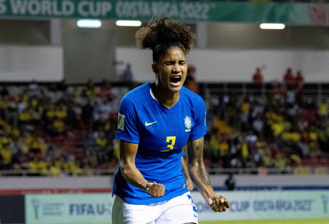 Tarciane, pemain sepak bola wanita dari Brazil. Foto: Ezequiel BECERRA / AFP