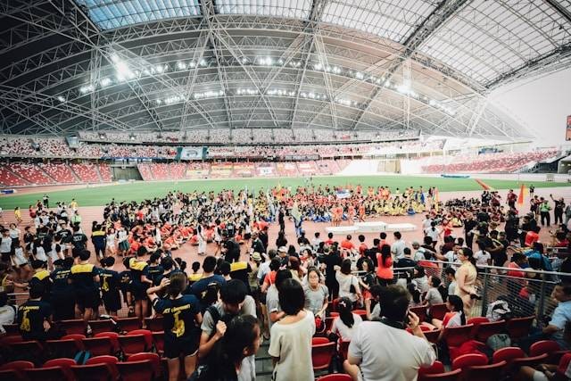 Kapasitas Singapore Indoor Stadium. Foto hanya ilustrasi bukan tempat sebenarnya. Sumber foto: Unsplash.com/Lucas Law