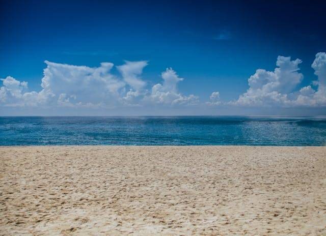 Lokasi Pantai Lancing. Foto hanya ilustrasi bukan tempat sebenarnya. Sumber foto: Pexels