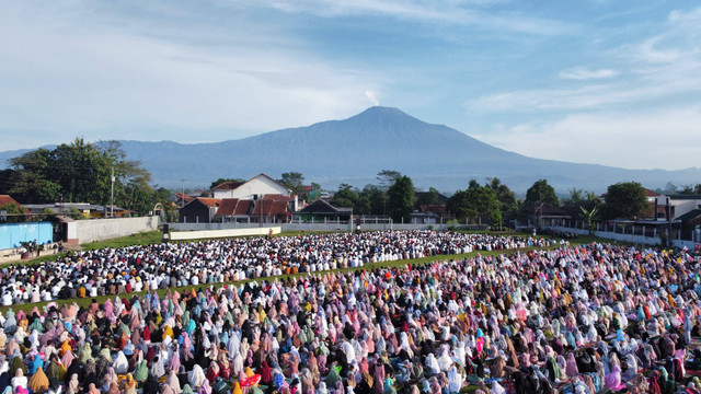 Dok. Pribadi Sholat Idul Fitri (Entire)