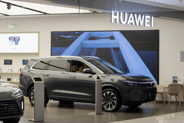 Mobil Huawei SUV Aito M7. Foto: Tada Images/Shutterstock
