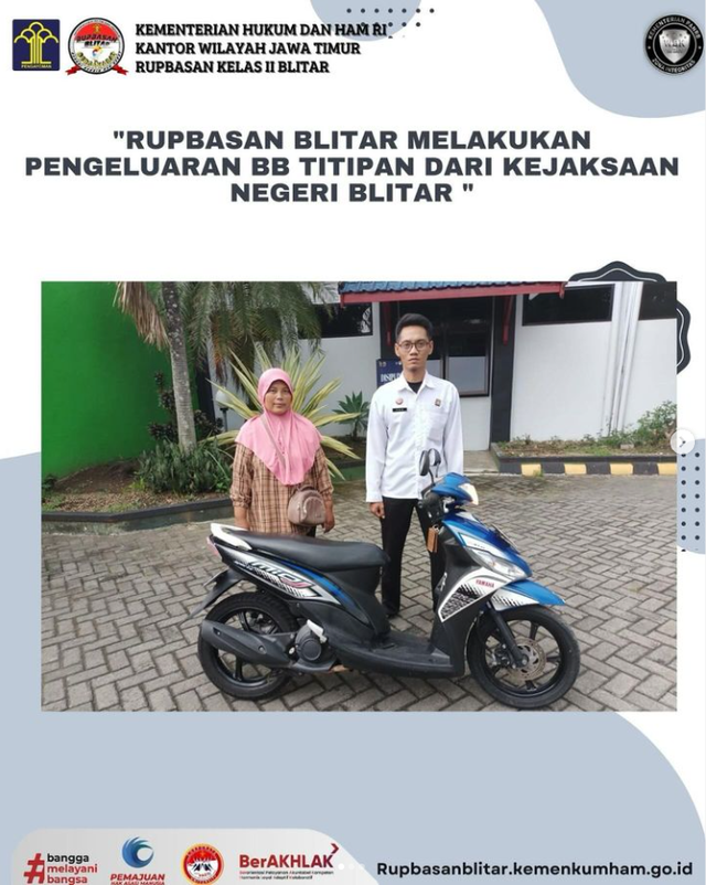 Blitar- Rupbasan Blitar Kantor Wilayah Kementerian Hukum dan HAM Jawa Timur terus gencar lakukan kolaborasi dan koordinasi rutin bersamaAparat Penegak Hukum (APH). Pada hari ini Rabu, 24 April 2024 Tim Teknis Rupbasan Blitar Kementerian Hukum dan HAM Jawa Timur kembali melakukan Pengeluaran BB titipan dari Kejaksaan Negeri Blitar.Dukung Rupbasan Blitar Kementerian Hukum dan HAM Jawa Timur yang telah meraih “Satuan Kinerja Berpredikat Wilayah Bebas dari Korupsi (WBK) dan MenujuWilayah Birokrasi Bersih dan Melayani (WBBM)” Tahun2024 dengan terus mengikuti perkembangan informasi dari kami baik dari media sosial dan situs web. Segala bentuk layanan kami tidak dipungut biaya dan gratis, jika ada penyelewengan wewenang dari petugas kami silakanhubungi kami lewat layanan pengaduan kami di media sosial dan situs website kami.(Humas Rupbasan Blitar Kanwil Kemenkumham JawaTimur)