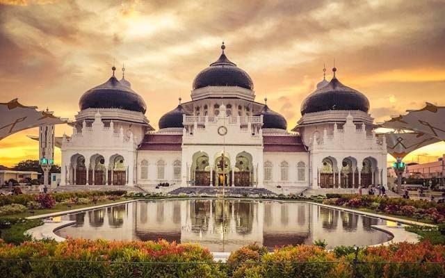 Tempat bersejarah di Aceh. Sumber: Unsplash/Misqal Novio Reeza