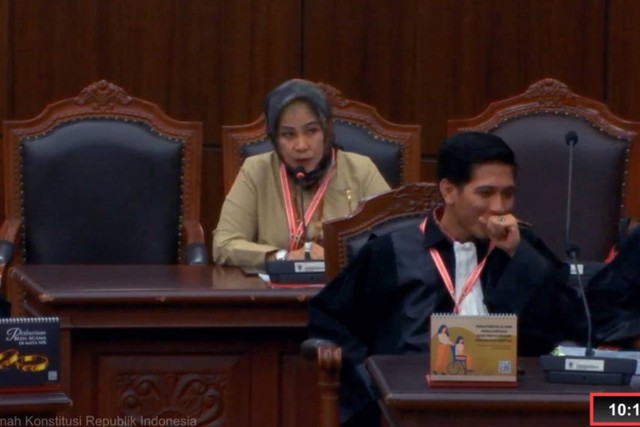 Elza Galan Zen, Caleg DPR RI Jabar I dari Partai Gerindra pada sidang sengketa Pileg 2024 di Mahkamah Konstitusi, Selasa (30/4/2024).  Foto: Dok. YouTube Mahkamah Konstitusi