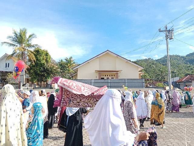 Masjid Nurul Iman Desa Karangtengah, Kec. Cilongok, Rabu (10/4/2024) 07.29 WIB. Sumber : dokumen pribadi 