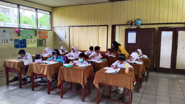 Pendidikan Seni Dalam Mengembangkan Keterampilan Verbal Linguistik Anak