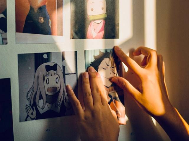 Ilustrasi Analisis Karakter Anime Berjudul Kimi No Nawa. Foto: dok. Unsplash/Gracia Dharma