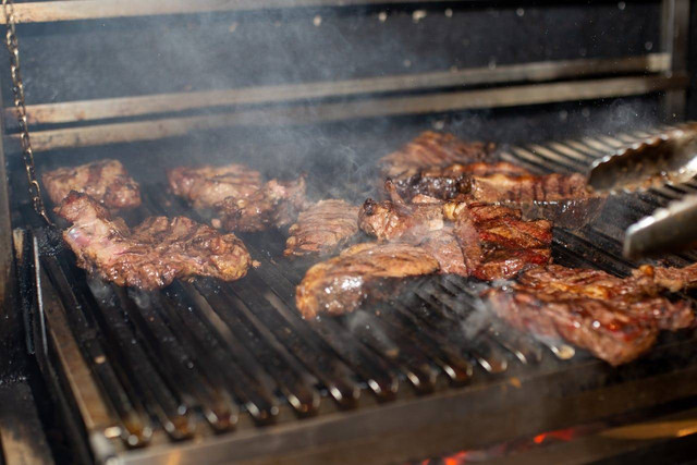 Ilustrasi Daging Panggang Bumbu Kopi. Foto: Pexels