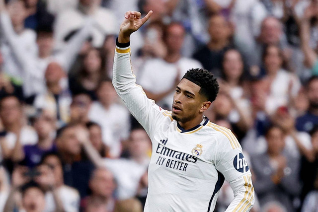 Pemain Real Madrid Jude Bellingham merayakan gol kedua mereka di Santiago Bernabeu, Madrid, Spanyol, Sabtu (4/5/2024). Foto: Juan Medina/REUTERS