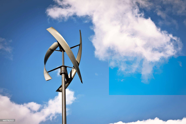 Turbin angin sumbu vertikal (https://www.istockphoto.com/)
