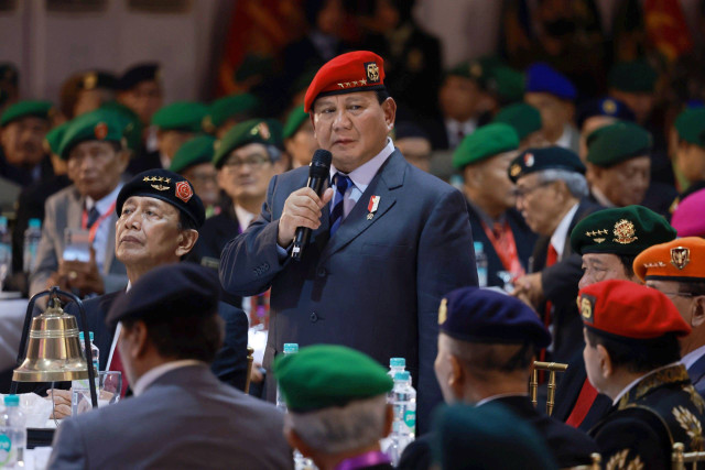 Menteri Pertahanan Prabowo Subianto menghadiri 'Silaturahmi Halal Bihalal dan Syukuran Abituren Akabri 1971-1975 tahun 2024' di Kementerian Pertahanan, Jakarta, Sabtu (4/5/2024). Foto: Tim Media Prabowo Subianto